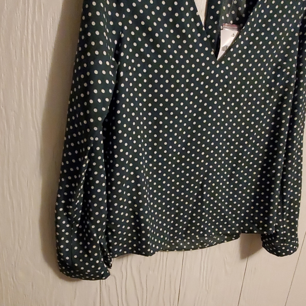 Top - Picture 3 of 3